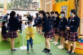 这三种“接娃方式”家长要避免，老师不好意思明说，但父母要知晓图片