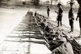 这款抗日利器不该被遗忘：FN M1930型轻机枪图片