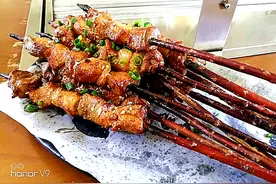 为什么广州这家烤羊肉串那么好吃？原因就在那根红柳枝图片