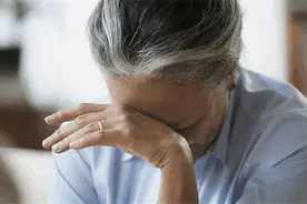 “丧偶式婚姻的第37年，丈夫意外走了，我却完全不伤心”图片