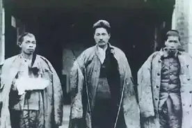 方志敏麾下的红十军团猛将如云，3位师长分别是谁？结局都如何？图片