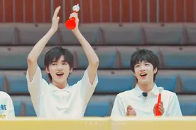 时代少年团宋亚轩刘耀文｜少年的夏天不止蝉鸣图片