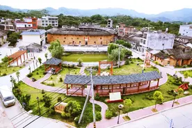 扶贫一线 决胜2020丨厦门集美大学驻村干部赖闽辉：“无我”破贫困之冰，“为民”守春晖之暖（二）图片