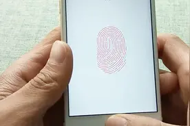 教大家指纹锁的小技巧，简单设置之后，五个手指都能解开手机视频封面