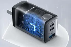 Anker氮化镓超能充新成员驾到，65W 2C1A三口快充图片