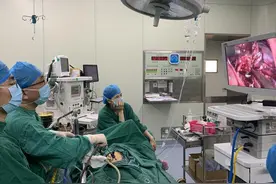 当了十三年女孩发现自己居然是男孩！|医生头条图片