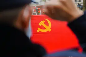 人民日报：旗帜鲜明反对历史虚无主义图片