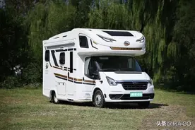 适合年轻人创业的房车！可2人舒适旅行，车内还有独立办公室？图片