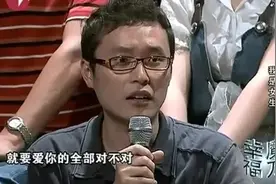 女孩剪短发穿男装，告白男生被拒，现场换女装会惊艳全场吗？图片