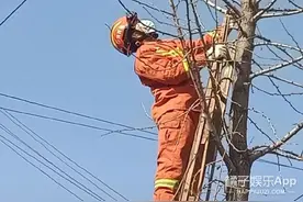 77万人点赞的爱情？《学长哪里逃》梦幻上演！这些恋爱情节甜到齁图片
