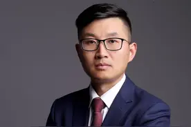 非法放贷入罪之后，借款人不用还钱了？出借人一定会构成犯罪吗？图片