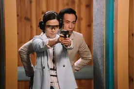 新《陀枪师姐》遭嘲！宣萱颈纹深马国明一脸痘坑，男女主像黄昏恋图片