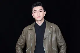 金瀚官宣恋情，为何是大6岁的张芷溪？通过他前任女友能找到答案图片