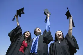 自考本科毕业可以考全日制研究生吗？图片