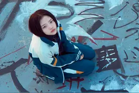 《悲伤逆流成河》易遥那条带着血的悲河，终于静止在她的十八岁里图片
