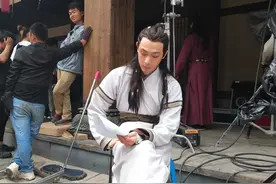 连晨翔参演古装大戏《燕云台》，压力大到喷鼻血图片