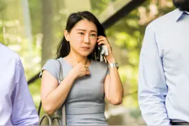 「国外街拍」第56期，墨尔本街的职场女性图片