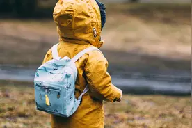 带孩子出门怕走丢？牢记3点，可最大程度减少孩子走失图片