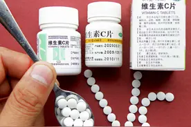 维C能治感冒还美白？多数人都错了图片