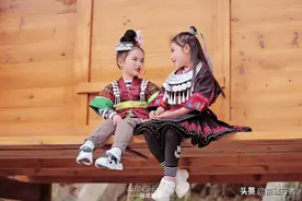 「原创组图」苗家两姐妹的悄悄话，快乐每一天图片