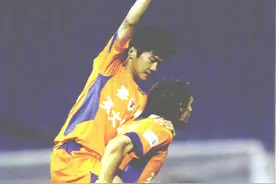 文化足球 制霸全国---鲁能泰山2006年的辉煌图片