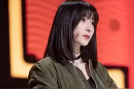 柳岩辛酸史：母亲患癌，父亲去世，自己也身患重病，41岁不婚不孕图片