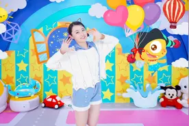 天天练舞功：儿童舞蹈《左手右手》喜羊羊与灰太狼 幼儿舞蹈视频封面