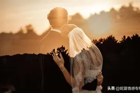 女人动没动情，全藏在四个字中，这四个字就是：别乱花钱图片