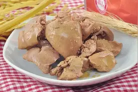 100只猫咪99只都爱吃肝脏，但是你可知它会导致猫咪中毒图片