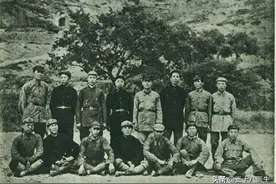 红军时期，全国共建立11个军团，负责人分别是谁？后来授什么军衔图片