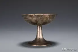 人生百年常在醉  算来三万六千场（元代银高足杯）图片