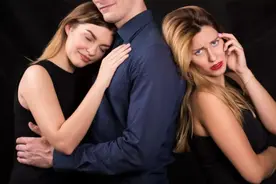 有些男人婚外情，为什么专找已婚女人？3个男人说了大实话图片