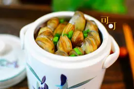 四月蛏子肥美，最好吃的蛏子在宁海长街，蒸一蒸原汁原味肥厚弹牙图片