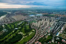 燕郊买房人的血泪史：贷款还剩280万，房子如今却只值180万图片
