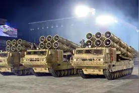半岛的战略武器：朝鲜的巨型火箭炮图片