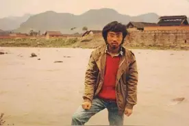 海子失恋睡不着写了首肉麻情诗，硬是捧红了一座城，当地人：感激图片