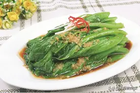 教你道少油健康的清新素菜！家有蒸锅就能做，脆爽可口、蒜香扑鼻图片