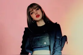 Lisa 黑色魅力图片