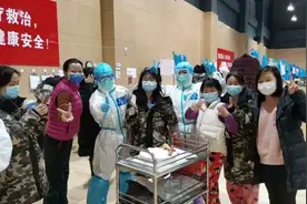 医心 | 9岁小妹妹拉着方舱医院护士跳手语舞：听我说 谢谢你图片