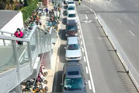 云大医院门口 超时就医车将罚150元记3分图片