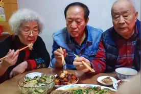 71岁的牛群离开黄金搭档冯巩的这些年？过得怎么样？图片