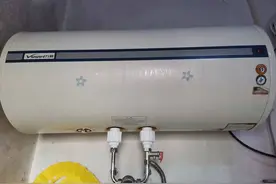 如何更换电加热式热水器混水器和镁棒图片