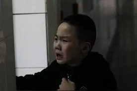 江苏10岁男孩含泪出走，母亲后悔认错：是大人没有控制情绪图片