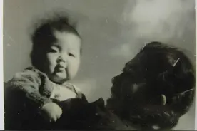 1943年经周恩来批准离婚，1944年他第四次结婚，毛泽东祝白头偕老图片