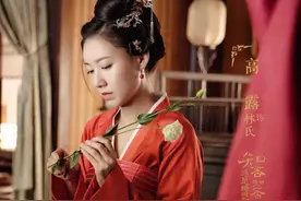 高露：曾被苏有朋追求三年却低调嫁给圈外人，演反派也不招人恨图片