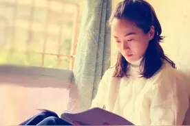 以女性的视角赞美女性！民进朝阳区会员罗珊作诗歌颂战“疫”中的女性力量…图片