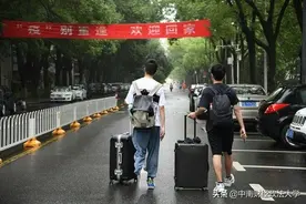 好久不见，毕业生们终于回到中南大！图片