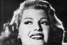 她是好莱坞明星，有过5次不幸的婚姻，只因从来没有学会爱自己图片