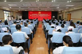 医路传承百年志，党旗高扬引征程——北京积水潭医院召开庆祝建党100周年表彰大会暨2020-2021年度党校结业式图片