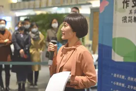 学生写了一篇作文，被语文老师记住很多年！读出来后，很多家长都哭了图片